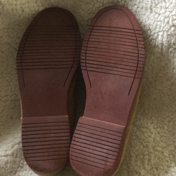 Men’s Nubuck Suede Loafer - Picture 6 of 7